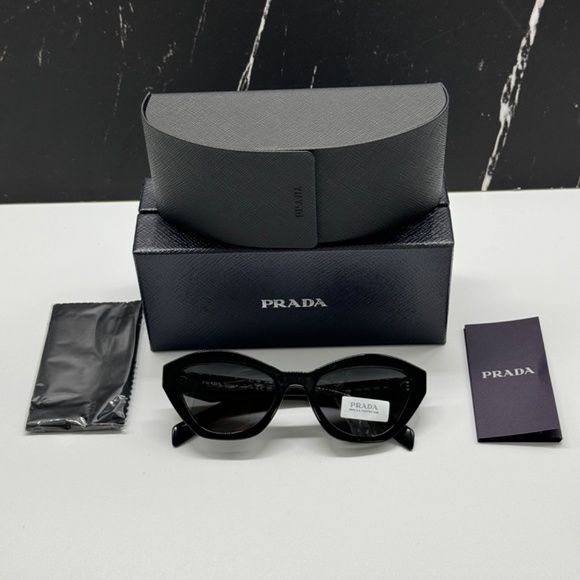 NEW PRADA PRA02S 16K08Z WOMEN SUNGLASSES SPRA02 BLACK GEOMETRIC PR A02S EYEWEAR - Picture 11 of 11